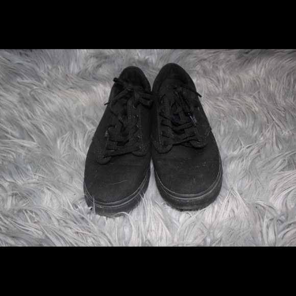 black plain vans